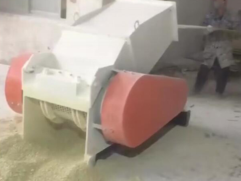 墻板粉碎機(jī)